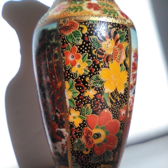 Ant. Japan Export Moriage Satsuma Meiji Period Hand Decorated Porcelain Vase - Picture 5 of 13